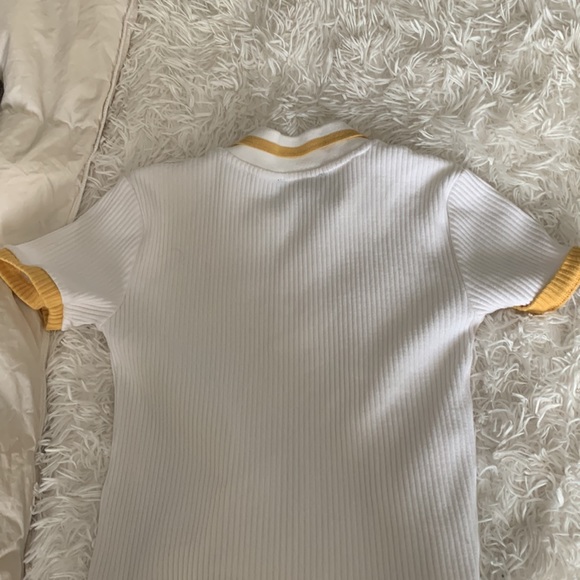 Cropped top - Picture 2 of 2